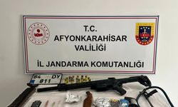 Afyonkarahisar'da Polis Operasyonu: Uyuşturucu ve Ruhsatsız Silah Ele Geçirildi