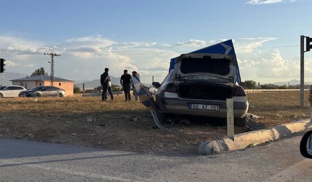 Afşin'de trafik kazası: 3 yaralı