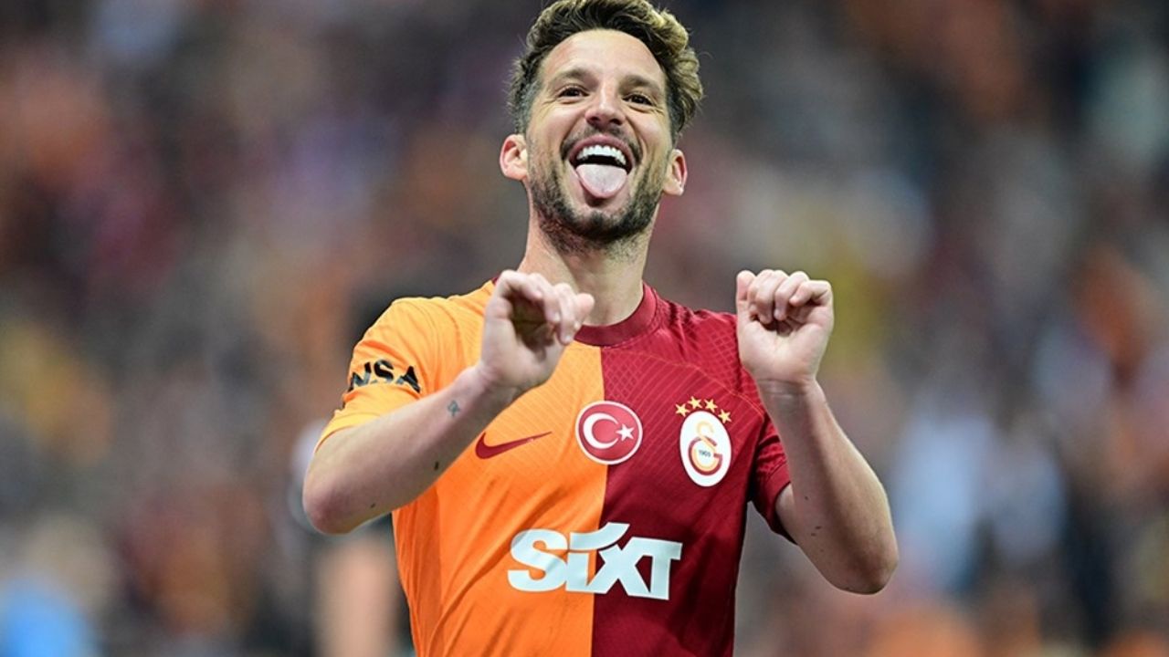 Galatasaray, Şampiyonlar Ligi İçin Mertens'in Yanına Yeni Bir 10 Numara Daha Eklemeyi Planlıyor